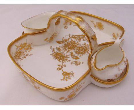 Hammersley strawberry set decorated with gilded flowers and borders to include a cream jug and sugar bowl, 26 x 28cm