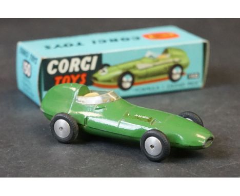Boxed Corgi 150 Vanwall Formula 1 Grand Prix diecast model in green, diecast vg with decal part lost, box vg 