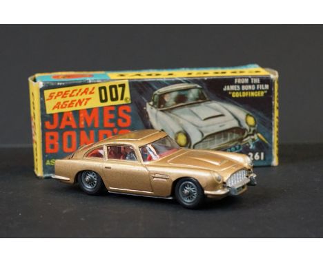 Boxed Corgi 261 James Bond 007 Aston Martin DB5 diecast model with 1 x ejector figure and secret instructions, diecast vg wit