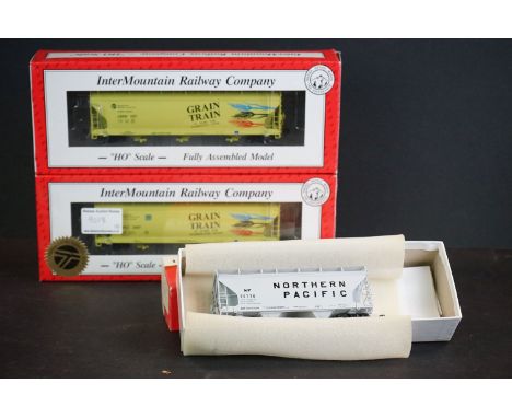 Three boxed Intermountain HO gauge items of rolling stock to include 41513-08 ACF Center Flow 2 Bay Hopper, H1069G Washington