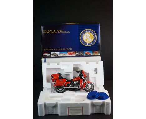 Boxed Franklin Mint Precision Models B11C923 Harley Davidson in red, excellent condition 