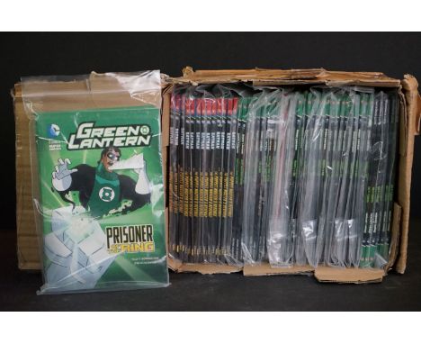 Comics -50 DC Super Hero comic books to include 36 x Green Lantern (3 variants duplicated), 13 x Batman The Puppet Masters Re