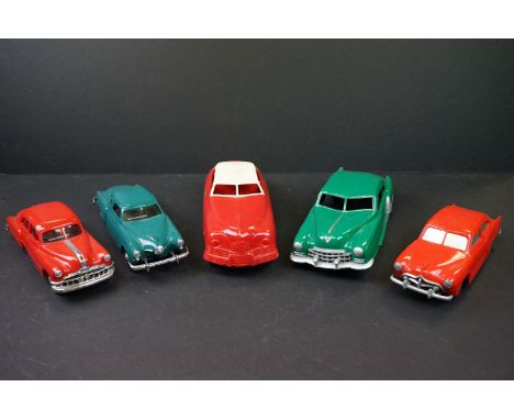 Five tin plate &amp; plastic models to include Clockwork AMT in red, Marx Fire Chiefs Car, plastic Ideal plastic car in green