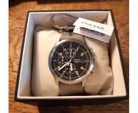 Gents Pulsar Military style chronograph wristwatch, Model PJN305X1, with calendar function and subsidiary dials, stainless st