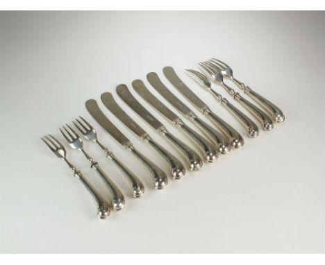 A set of silver pistol grip cutlery, Harrison Brothers &amp; Howson, Sheffield 1895, comprising; twelve knives and twelve thr