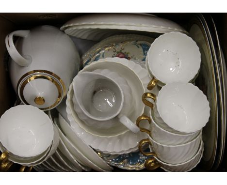 A quantity of porcelain, including Minton tea wares. cabinet plates, etc.