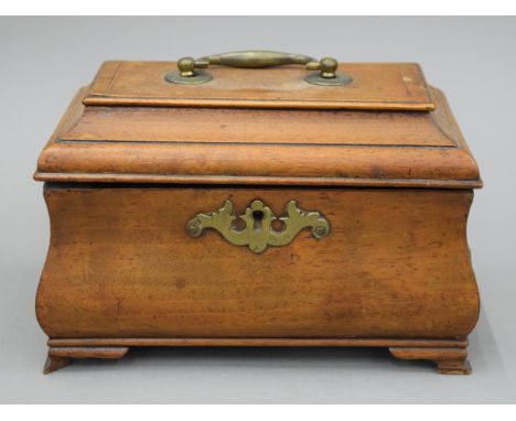 A Georgian mahogany tea caddy. 20 cm wide.
