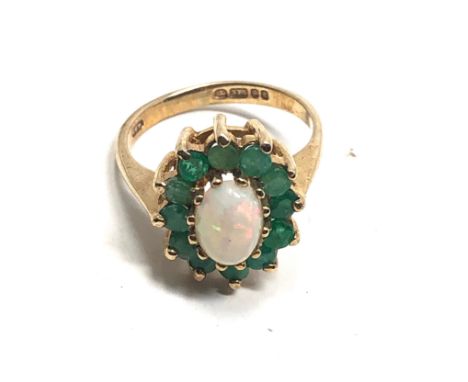 9ct gold vintage opal &amp; emerald  dress ring (2.7g) 