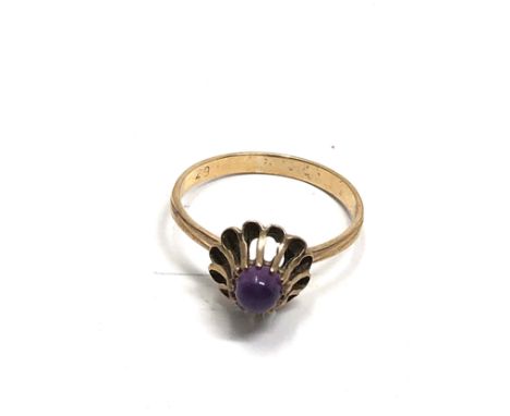 9ct gold amethyst  ring (1.7g) 