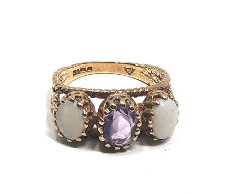 9ct gold vintage amethyst &amp; opal ring (4.1g) 