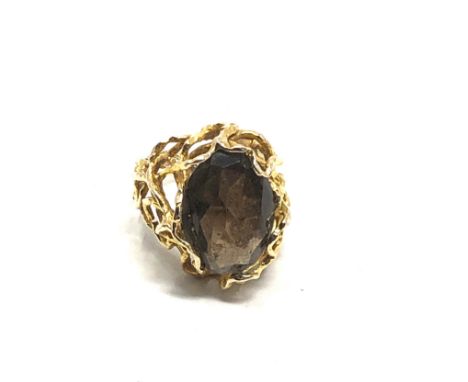 9ct gold vintage smoky quartz  cocktail ring (8.7g) 