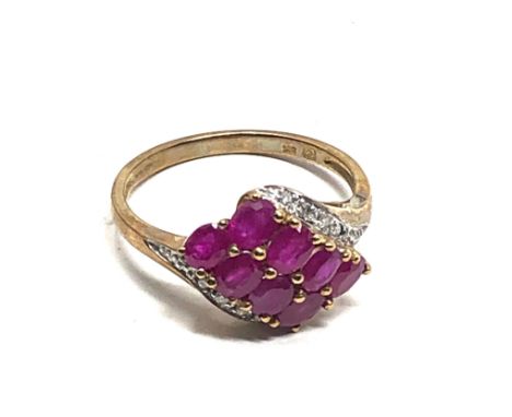 9ct gold ruby &amp; diamond dress ring (2.6g) 