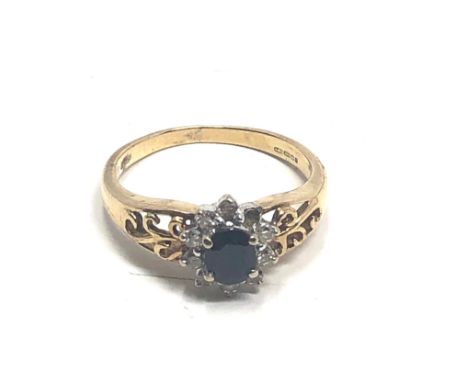 9ct gold diamond &amp; sapphire ring, (2.3g) missing small diamond 