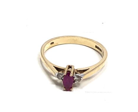 9ct gold ruby &amp; diamond ring (1.9g) 