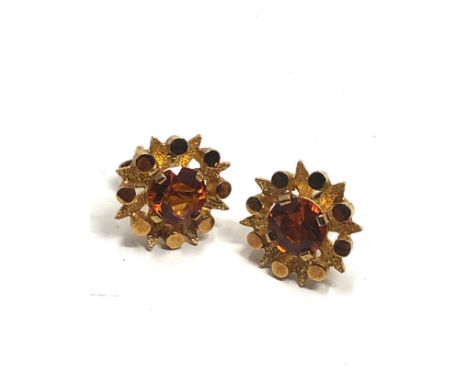 9ct gold vintage citrine ornate stud earrings (2.3g) 