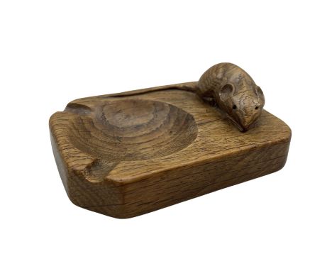 'Mouseman' oak ashtray, with carved mouse signature, by Robert Thompson of Kilburn, L10cm