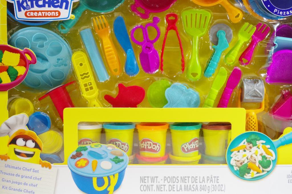 play doh kitchen creations ultimate