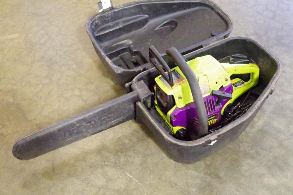 POULAN WILD THING Gas Chainsaw w/ 17" Bar & (2) Chains M/N 2175