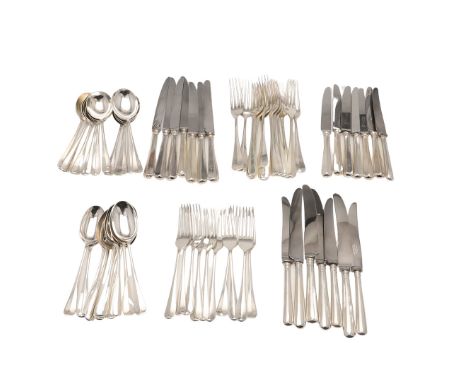 AN ELIZABETH II MATCHED PART-CANTEEN OF HANOVERIAN PATTERN SILVER FLATWARE & CUTLERY. to include 12 table forks (two sizes), 