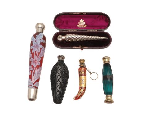 A VICTORIAN SILVER MOUNTED THOMAS WEBB (STOURBRIDGE) CAMEO GLASS SCENT BOTTLE. of a large size (for laying down), the taperin