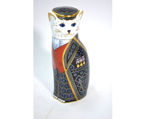 A Royal Crown Derby Royal Cats Series model - Pearly King, 19 cm high   Condition Report  Good condition