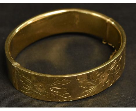 A 9ct gold hinge bangle, 20.5g