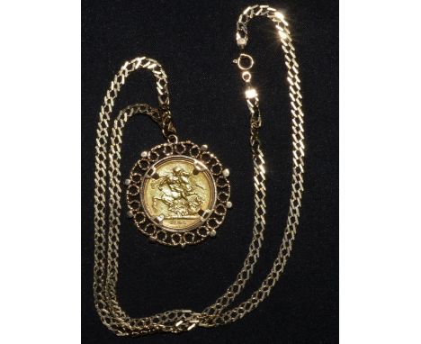 A Victorian gold sovereign pendant necklace, 1895, 9ct gold mount, curb link chain, 19.5g gross