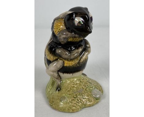 Royal Albert ceramic Beatrix Potter figurine "Babbitty Bumble". With brown F.Warne &amp; Co 1989 backstamp. Approx. 8cm tall.