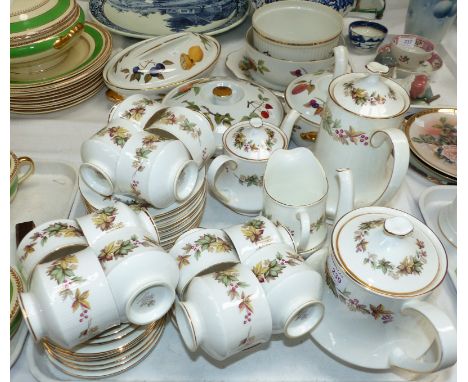 A Royal Standard "Lyndale" part tea and coffee service, 48 pieces approx; 5 pieces of Royal Worcester