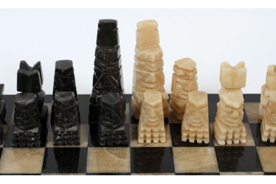 Mexican Onyx Chess Set With Board Onyx Chess Board Chess Pieces In Original Box Good Condition