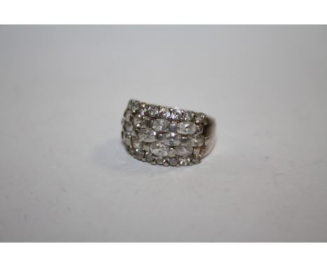 A VINTAGE SILVER DRESS RING - APPROX 9.8G