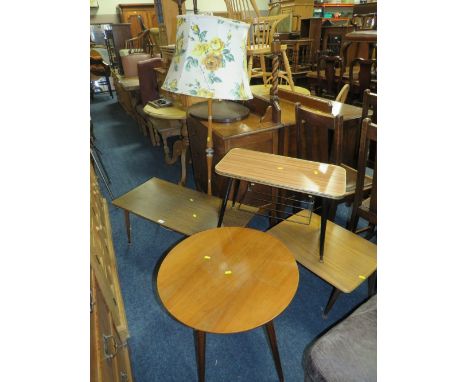 FOUR ASSORTED VINTAGE OCCASIONAL TABLES AND A STANDARD LAMP ETC (7)