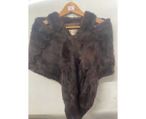 VINTAGE ALRED BURNS SHAWL,  SIZE UNKNOWN