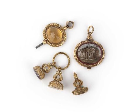 NO RESERVE - A collection of three fob seals and two pendants, early 19th century, comprising: two fob seals, each with desig
