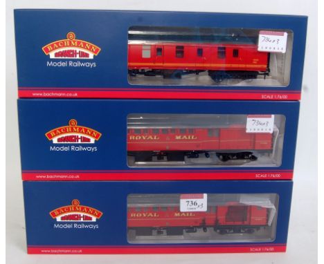 3 Bachmann Royal Mail red coaches 39-184A Mk1 full brake (M-BM), 39-420A Mk1 post office sorting van (M-BM), and 39-421 TPO s