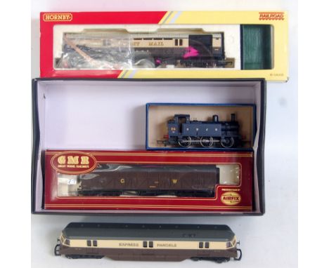 A mixed lot comprising Hornby Jinty tank engine SDJR blue No. 24 (G), Hornby Railroad R4526 operating mail coach GWR brown cr