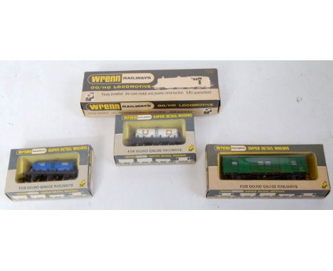 Wrenn Railways W2206 BR green 0-6-0 tank engine with instructions (G-BG) and sold with W4323 green CCT No. S2380S (G-BG) W465
