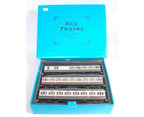 Ace Trains LB & PCR 3 coach set some crazing to roof paint, brake 3rd missing one roof ventilator (G-BG)