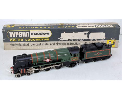 A Wrenn Railways W2238 BR green 'Clan Line' engine and tender with instructions (G-BG)