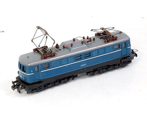 Marklin HO Bo-Bo electric loco, changed to 2-rail, DB blue (G)