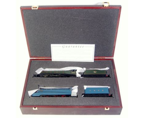 Wooden presentation box containing Bachmann LNER blue "Mallard" engine and tender (G) and another in BR lined green  (G) both