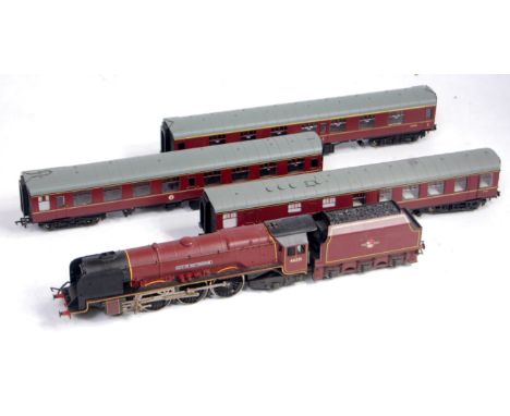 Hornby BR maroon 'City of Nottingham' engine and tender (G) and 3 Bachmann Mk1 maroon coaches, restaurant car, open 2nd, corr