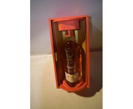 { Option of lots:  59, 60, 61, 62, 63, 64, 65, 66, 67, 68, 69 } 1 x 70cl bottle of Glenfiddich single malt 21 year-old Gran R