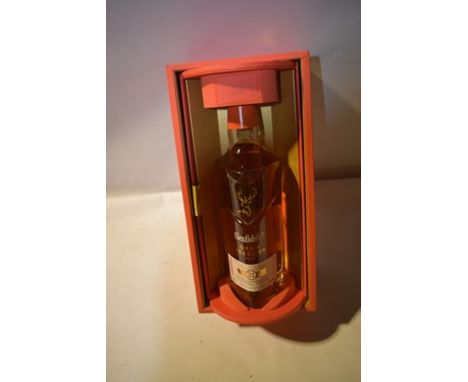 { Option of lots:  59, 60, 61, 62, 63, 64, 65, 66, 67, 68, 69 } 1 x 70cl bottle of Glenfiddich single malt 21 year-old Gran R