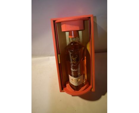 { Option of lots:  57, 58 } 1 x 70cl bottle of Glenfiddich single malt 21 year-old Gran Reserva whisky in rum cask finish - N