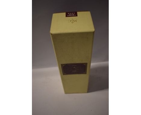 1 x 750ml bottle of Moet &amp; Chandon Vintage 1998 Champagne - Sealed in original box (ES16) (1)