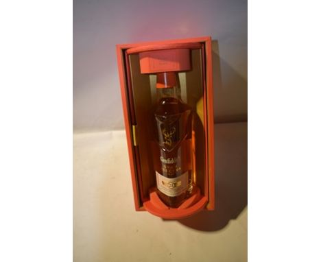 { Option of lots:  59, 60, 61, 62, 63, 64, 65, 66, 67, 68, 69 } 1 x 70cl bottle of Glenfiddich single malt 21 year-old Gran R