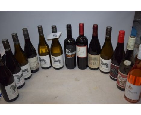 13 x assorted red and white South African wine including 4 x Percheron Chenin Blanc/Viognier 2022 (ES17) (13)