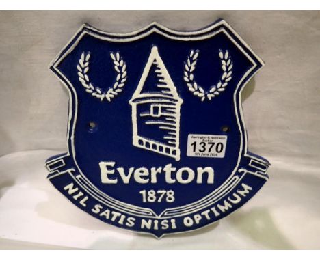 Cast iron Everton FC wall plaque. W:20cm. UK P&amp;P Group 1 (£16+VAT for the first lot and £2+VAT for subsequent lots) 