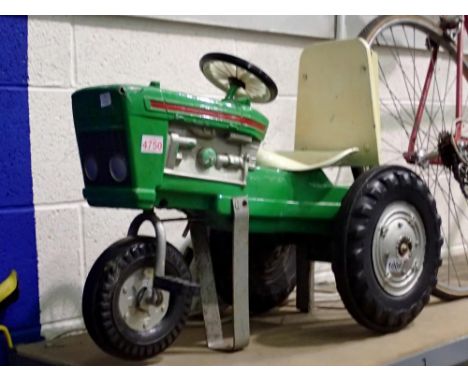 Fairground ride Triang tractor. Not available for in-house P&amp;P 